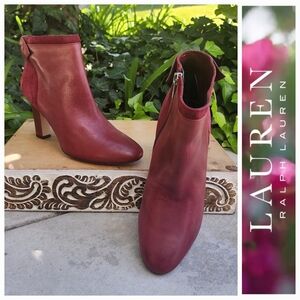 Elegant Lauren Ralph Lauren Burgandy Ankle Boots